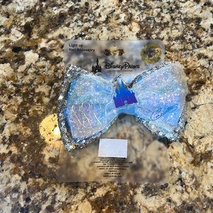 NWT Disney Cinderella Castle Light Up Hair Bow